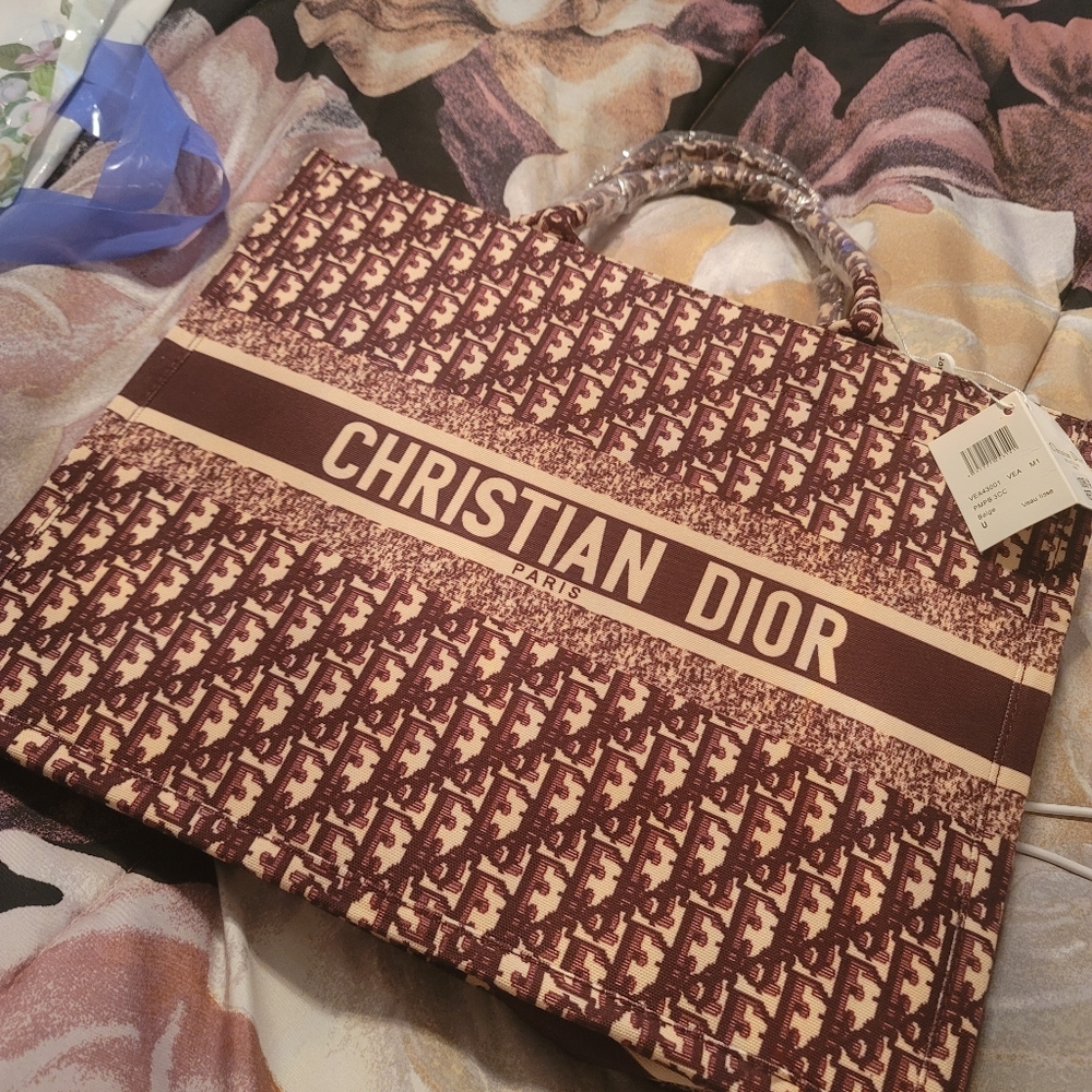 Beautiful tote bag